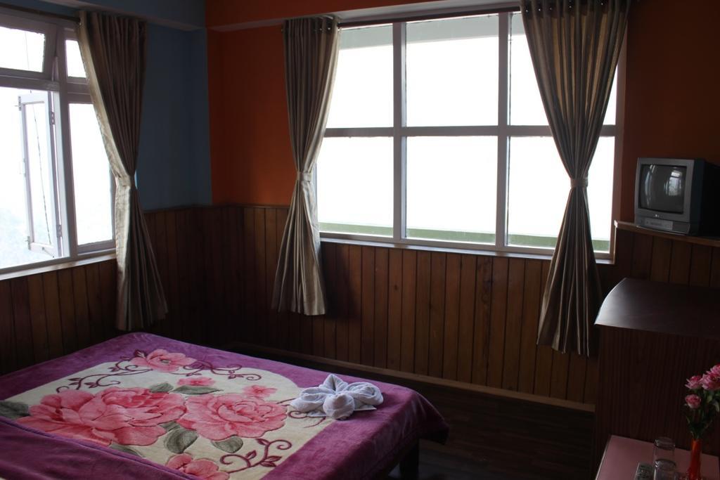 Hotel Valley View Pelling Exterior photo